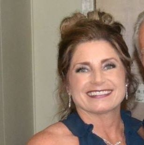 Meet your Posher, Diane - Picture 1 of 1